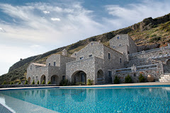 ΠΟΛΥΤΕΛΕΙΣ ΣΟΥΙΤΕΣ ΕΝ ΠΛΩ LUXURY SUITES ΚΑΡΑΒΟΣΤΑΣΙΟ ΟΙΤΥΛΟΥ ΑΡΕΟΠΟΛΗ ΛΑΚΩΝΙΑ  ΚΟΛΟΚΟΥΡΗΣ ΠΑΝΑΓΙΩΤΗΣ