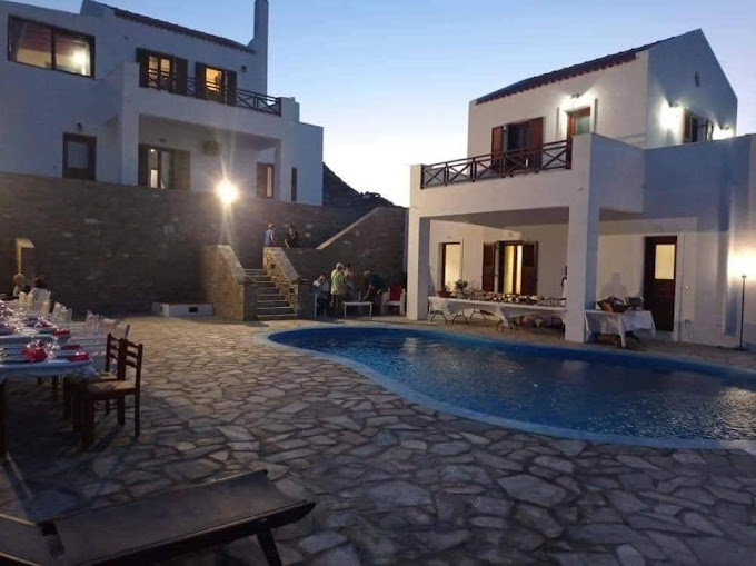 ΠΟΛΥΤΕΛΗΣ ΒΙΛΑ VILLA EL PARADISO ΕΡΜΟΥΠΟΛΗ ΣΥΡΟΣ ΚΥΚΛΑΔΕΣ