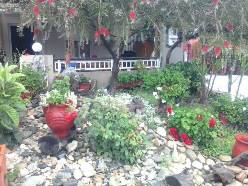 ΕΝΟΙΚΙΑΖΟΜΕΝΑ ΔΩΜΑΤΙΑ ΔΙΑΜΕΡΙΣΜΑΤΑ HOUSE NIKI ΣΑΡΤΗ ΧΑΛΚΙΔΙΚΗ