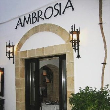 ΕΣΤΙΑΤΟΡΙΟ ΑΜΒΡΟΣΙΑ ΛΙΝΔΟΣ ΡΟΔΟΣ