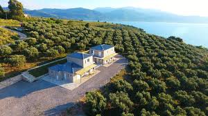 ΕΝΟΙΚΙΑΖΟΜΕΝΕΣ ΒΙΛΕΣ AQUA TERRA ΣΠΑΡΤΟ ΑΜΦΙΛΟΧΙΑ