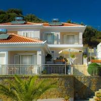 VERENIKI APARTMENTS ΕΝΟΙΚΙΑΖΟΜΕΝΑ ΔΩΜΑΤΙΑ ΔΙΑΜΕΡΙΣΜΑΤΑ  ΦΟΙΝΙΚΟΥΝΤΑ ΜΕΘΩΝΗ